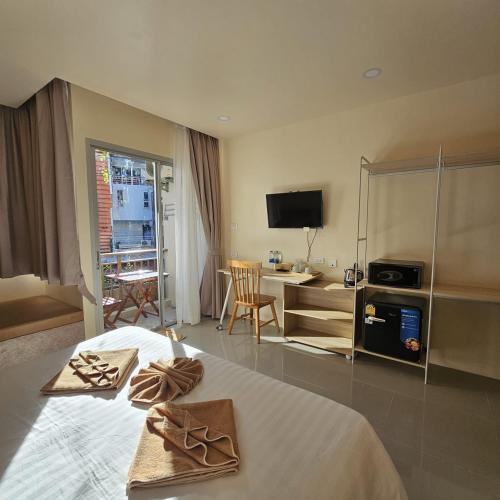 The Rock Patong Comfort Stay