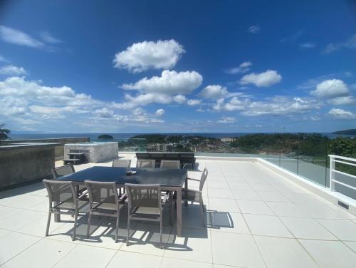 The View Luxury Condominium Karon