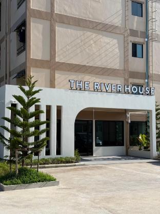 Theriverhouse