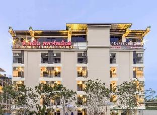 THOUSAND-TEN THOUSAND HOTEL