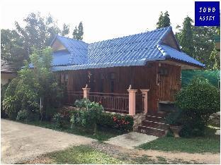 Three House in One Place for 15 Persons | Pranburi