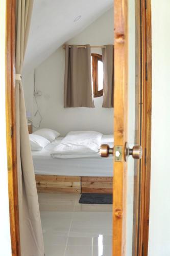 Tiny house homestay &amp; cafe T1