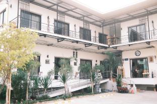 Tonkhing House
