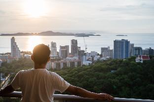 Top FL 45F 2BR South Pattaya 10min Balihai+Netflix