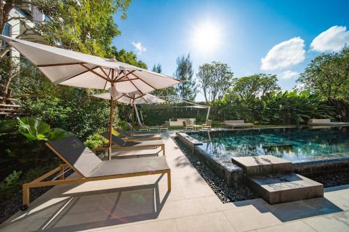 Top Floor 2bdr in Laguna Lakeside