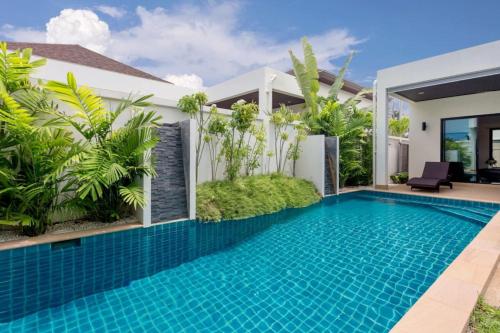 Tropical 3BR Pool Villa Nga Chang NC10, Gated Residence, 10 min Drive to Nai Harn Beach
