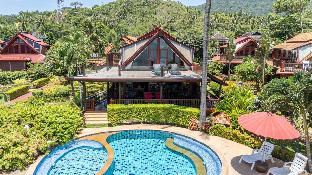 Tropical Beachside 4 bedroom Villa (KBR23)