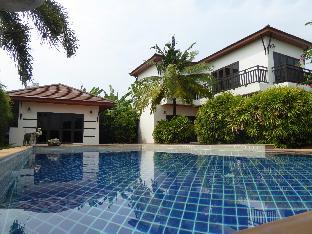 Tropicana Beach Villa at Vip Chain Resort