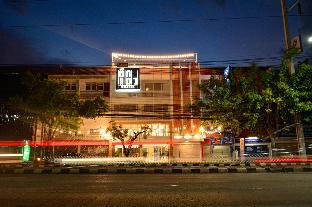 Tukteaw Hostel