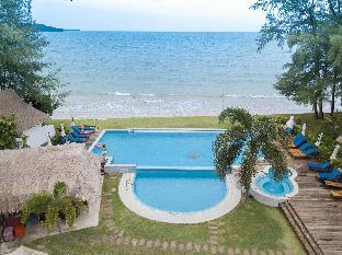 Twin Bay Resort