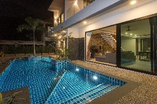 Twin Villas Seaview Kata Two