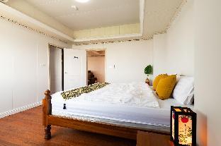 Two bedroom and one living room(business B)