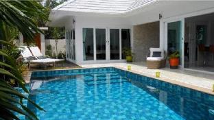 Two Bedroom  Pool Villa - 5 mins walk to beach