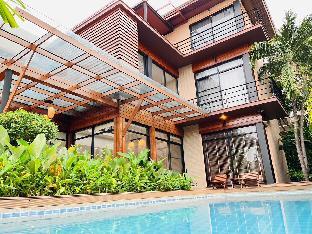 UKing曼谷Thonlor富人区六卧五卫全屋柚木定制别墅