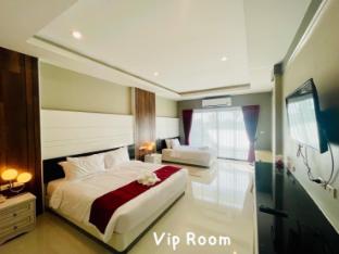 UR Hotel