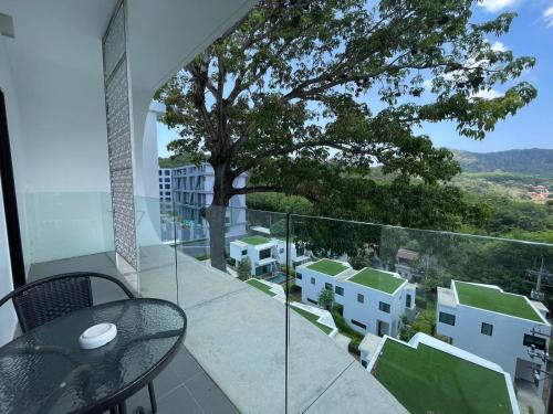 Utopia Naiharn by Fred&amp;Com Phuket