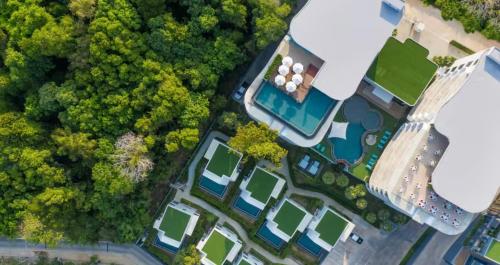 Utopia Phuket Naiharn Beach Grand Resort &amp; Spa