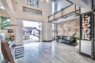 V1ROOM HOTEL