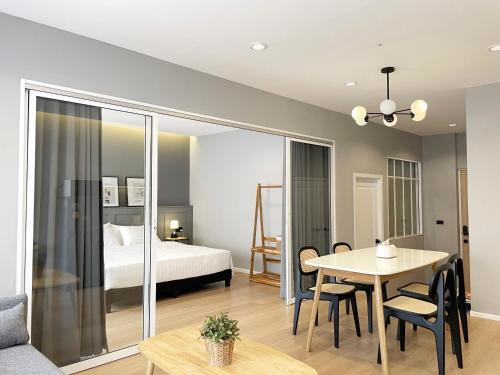 Velin Khaosan - 2nd Floor apartment with 2Bedrooms