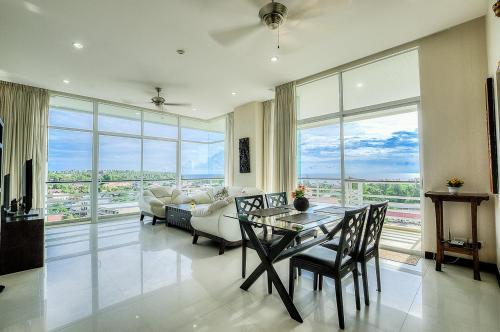 Veloche 2 bedroom apartment with seaview