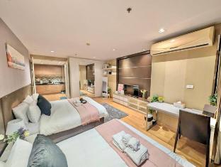 Very Central Newly Renovated 2BR 100m to Nana BTS