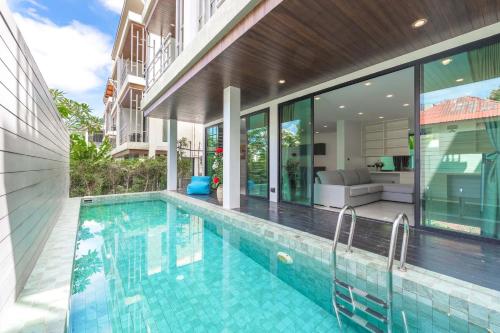 Vibrant Life at 4BR Pool Villa, Kata - UTK3