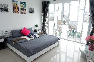 View townhouse 5BD great location in Nimman RD