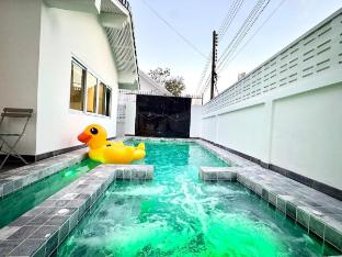Villa 129 Wongamat, 4 Beds.