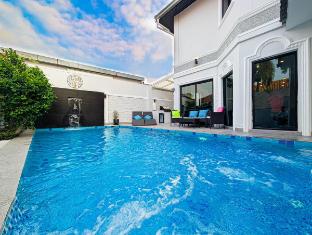 Villa Bella: Luxury Private Pool