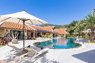 Villa Carlos,  7 BDR Private Pool Villa, Baan Bua