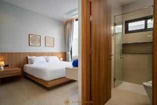 Villa Nayara - Sophisticated 4BR Getaway with Pool
