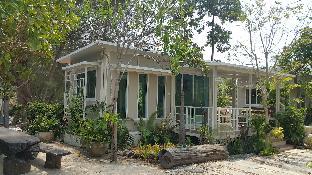 Villa Rayonghouse