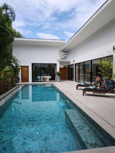 Villa Sapparot - Serene Villa