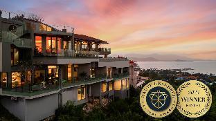Villa Skyfall: Spectacular 8Bed w/t Private Cinema