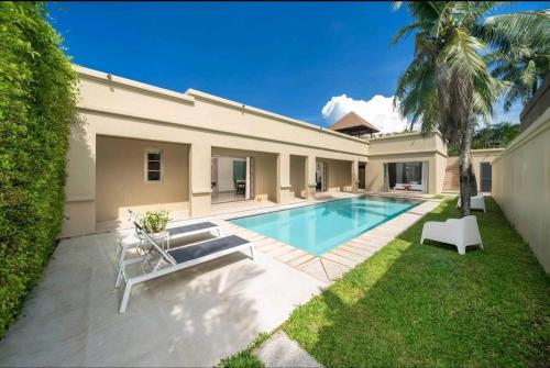 Villa Sophie Bangtao Beach