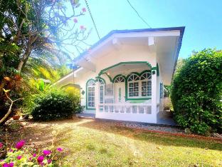 Village Beach Villa IV