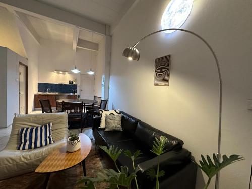 W House for group, Cozy Loft 3BR - Ramkhamhang 15mins to BKK Airport