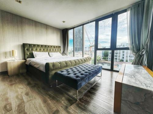 W8 Condo, LUXE 2 Bedroom Private floor, Best Hip Central Bangkok area, 5 mins from Thonglo BTS stati