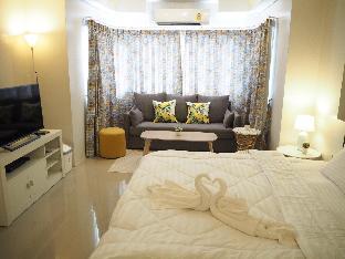 White Studio @Nimman