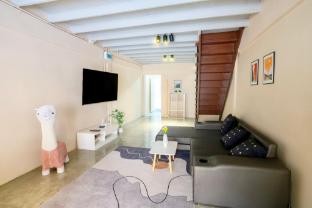 Whole Loft House near ICONSIAM + Food Hotspot!