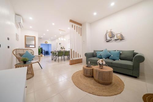 Wink Patong Beach 4beds sleep 8