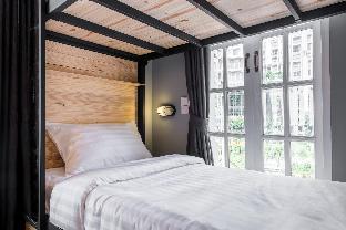 X9Hostel