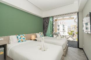 Yanud Residence pool view room3