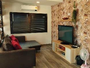 Yhousepoolvilla