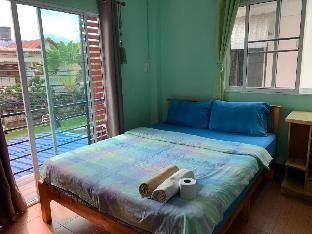 You&amp;Me Hostel