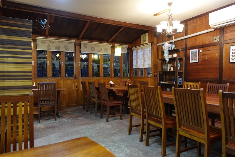 Cafe Chez Boune Restaurant