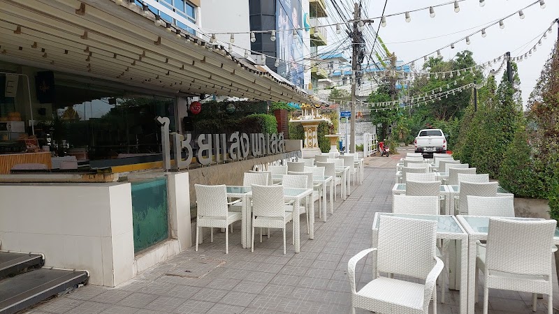 Chaisaeng Palace Hotel