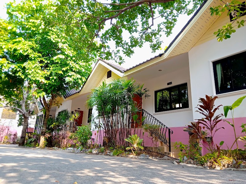 Chayada Garden House & Resort Hotel(ชญาดา รีสอร์ท)