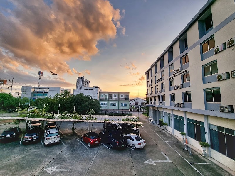 K. S. Pavilion Hotel