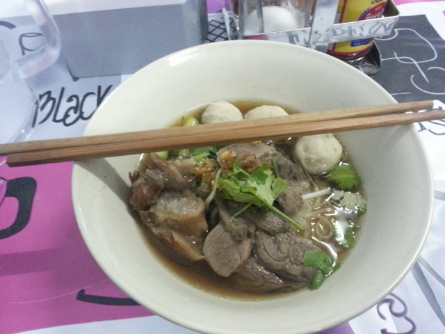 กิน-เตี๋ยว ฮาลาล Kin-tiew Halal